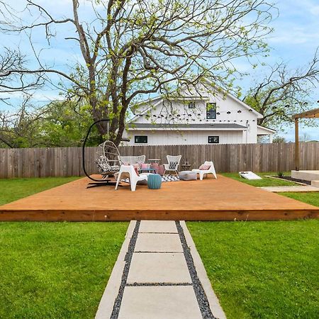 Pink Duchess - Mins To Main Hot Tub & Fire Pit Villa Fredericksburg Exterior foto