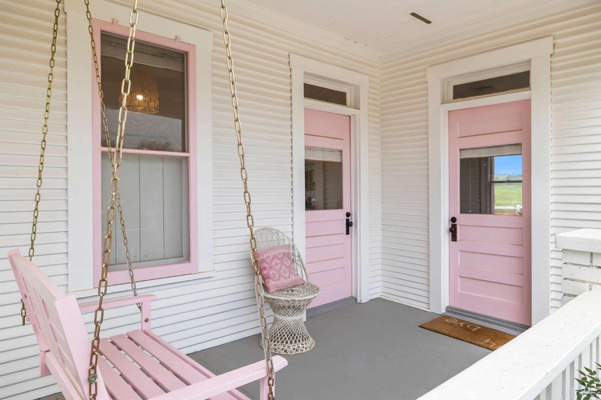 Pink Duchess - Mins To Main Hot Tub & Fire Pit Villa Fredericksburg Exterior foto