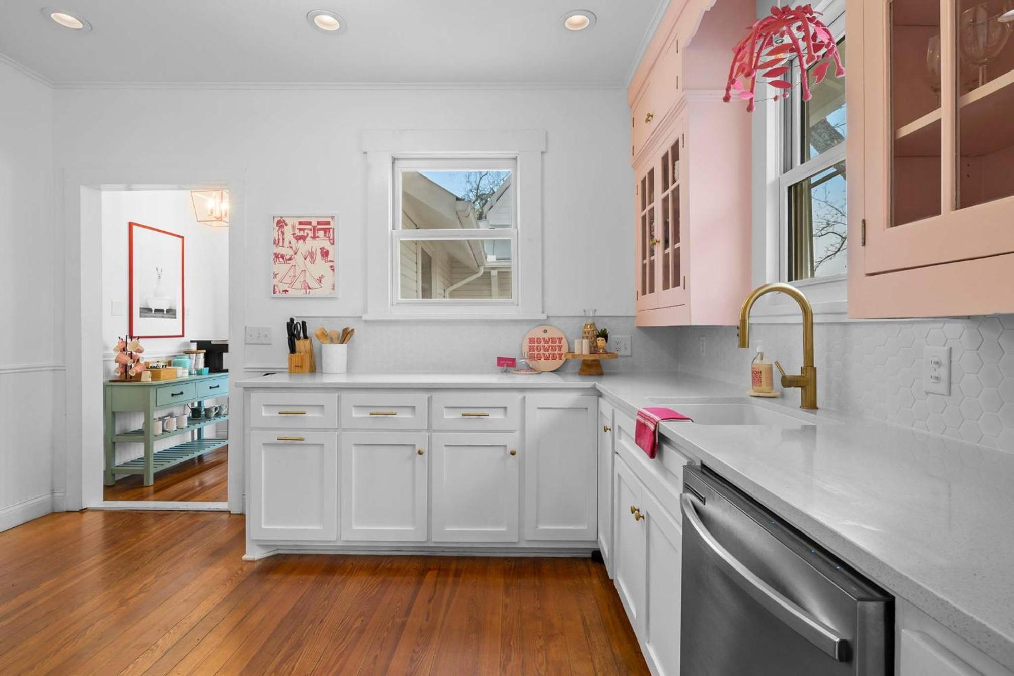 Pink Duchess - Mins To Main Hot Tub & Fire Pit Villa Fredericksburg Exterior foto