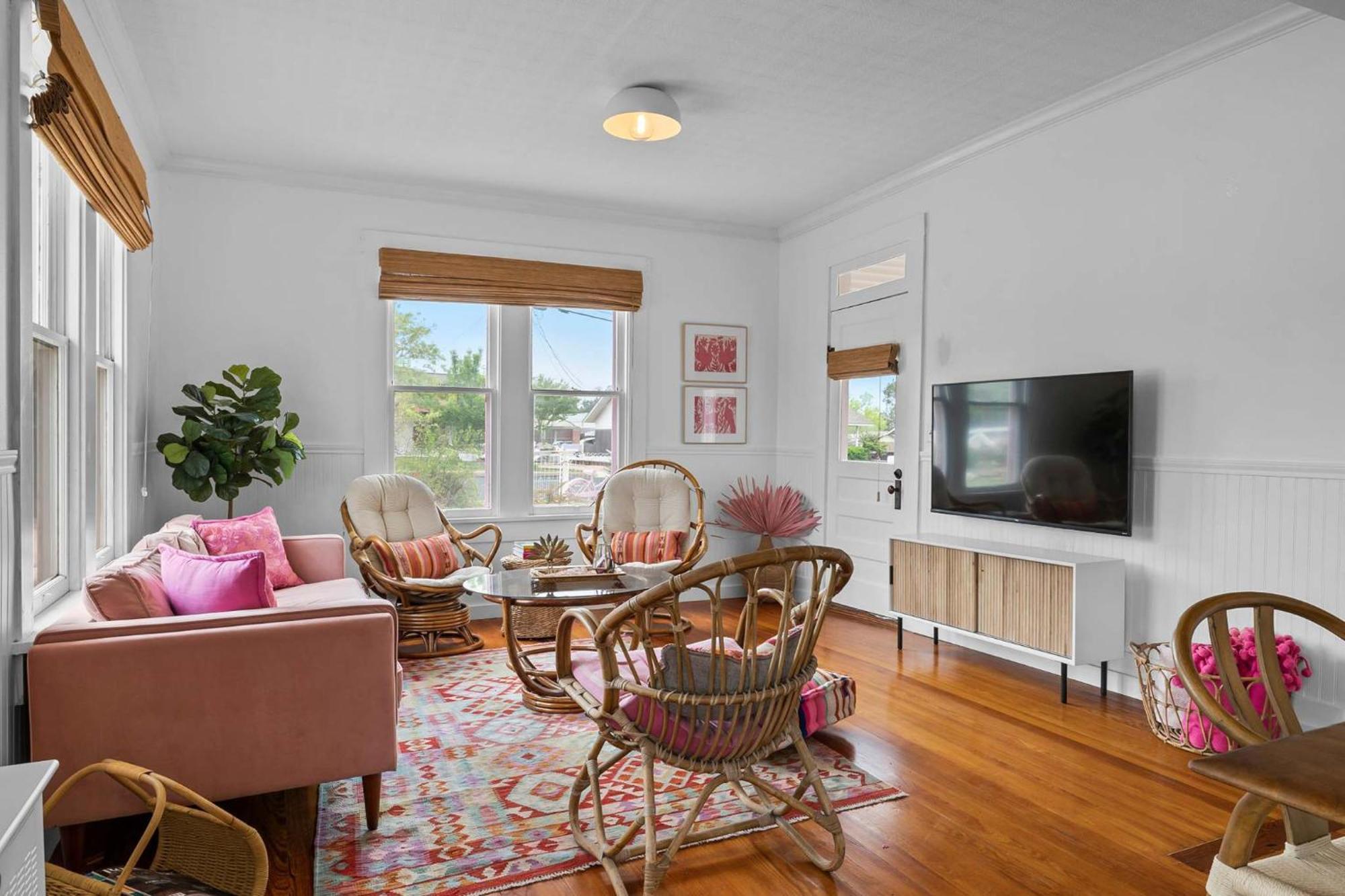 Pink Duchess - Mins To Main Hot Tub & Fire Pit Villa Fredericksburg Exterior foto