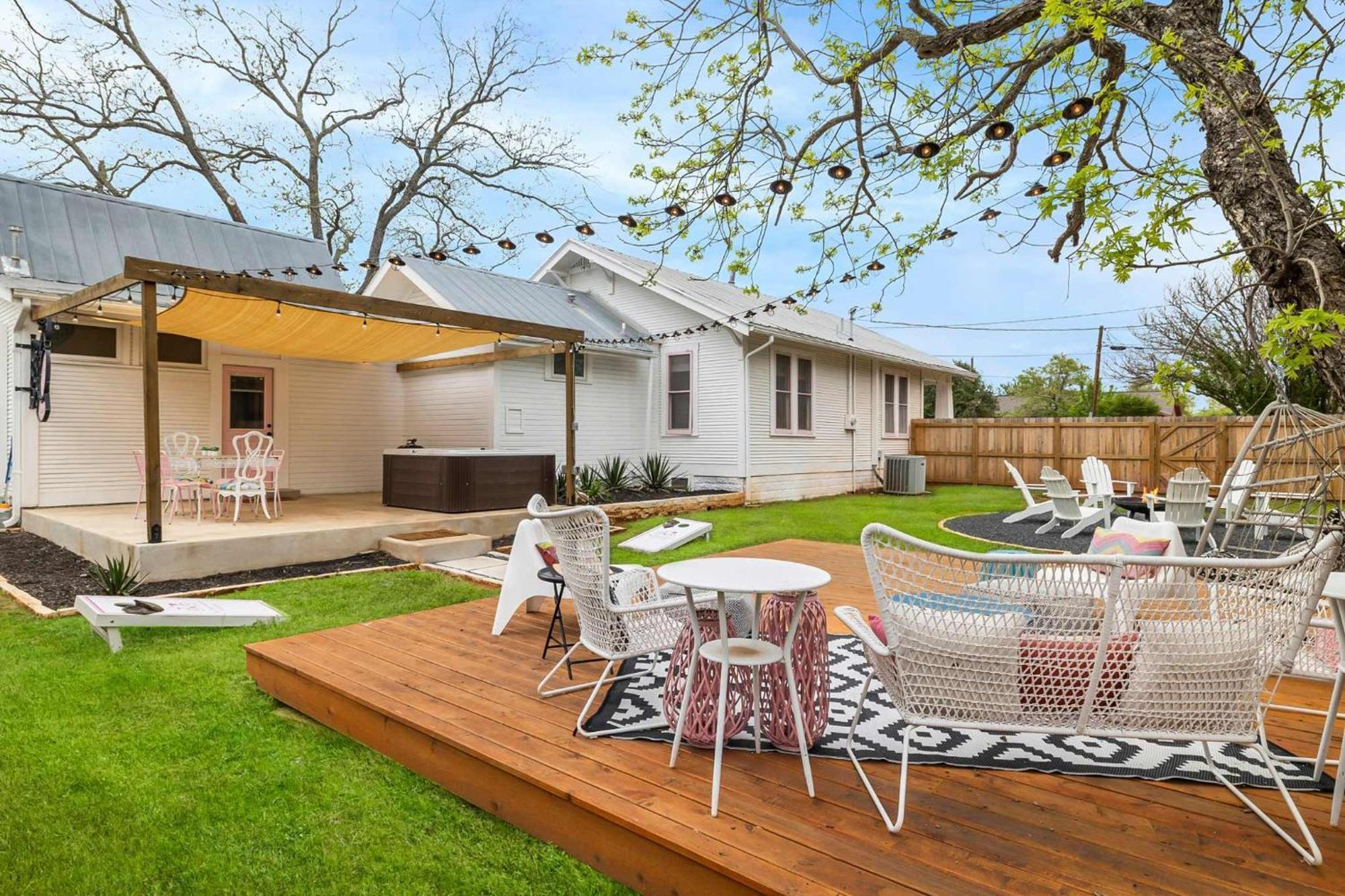 Pink Duchess - Mins To Main Hot Tub & Fire Pit Villa Fredericksburg Exterior foto