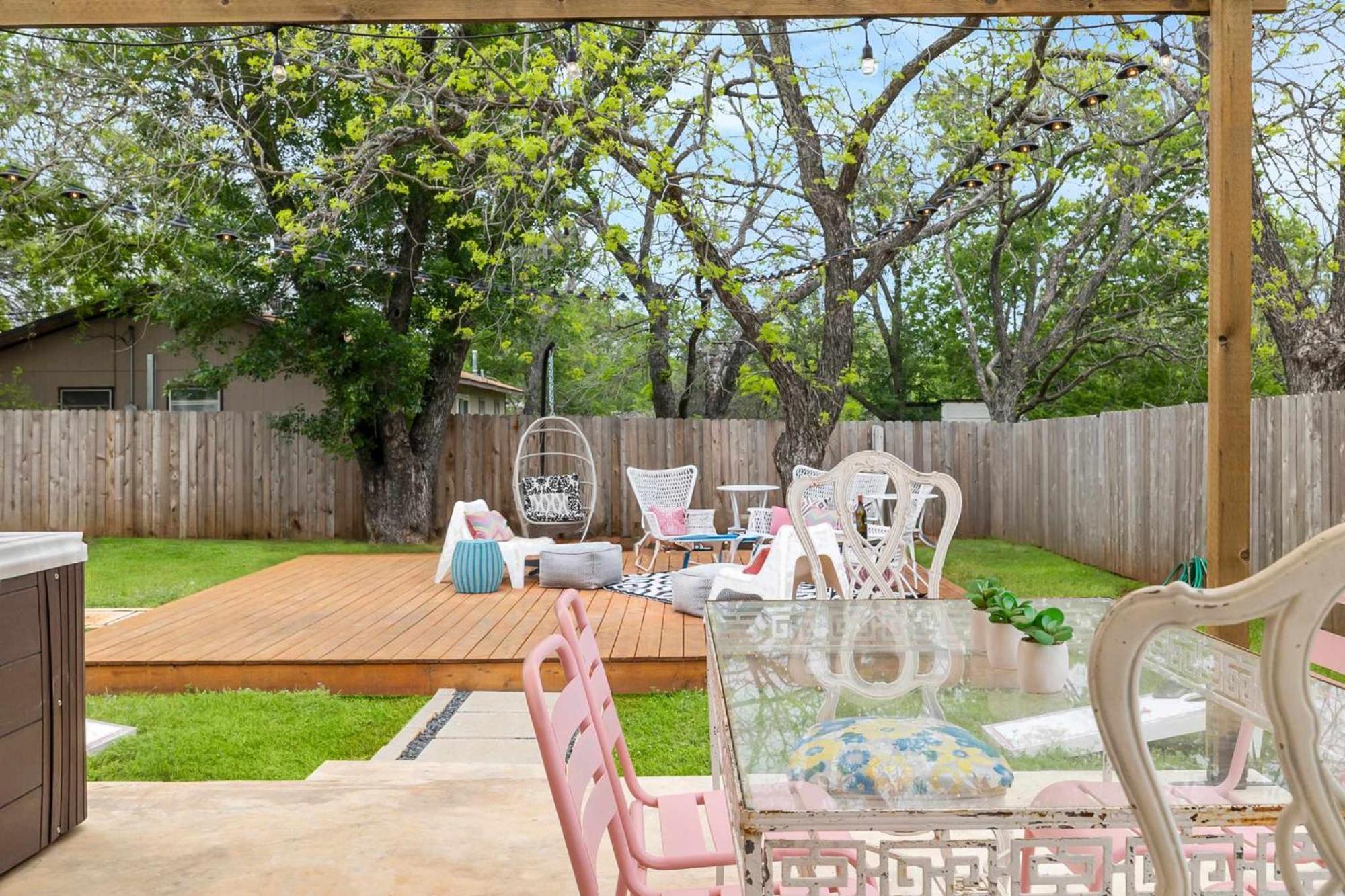 Pink Duchess - Mins To Main Hot Tub & Fire Pit Villa Fredericksburg Exterior foto