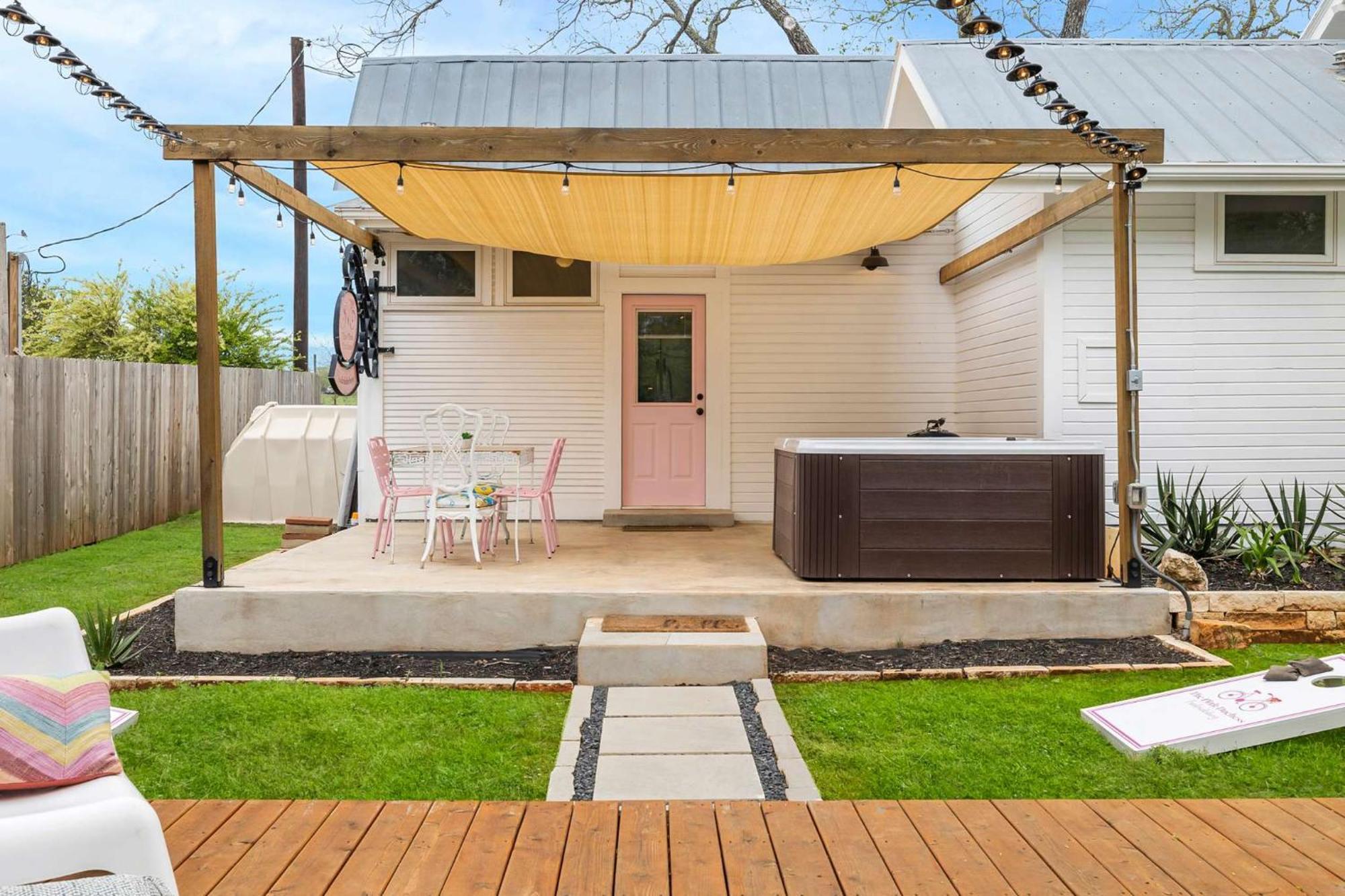 Pink Duchess - Mins To Main Hot Tub & Fire Pit Villa Fredericksburg Exterior foto